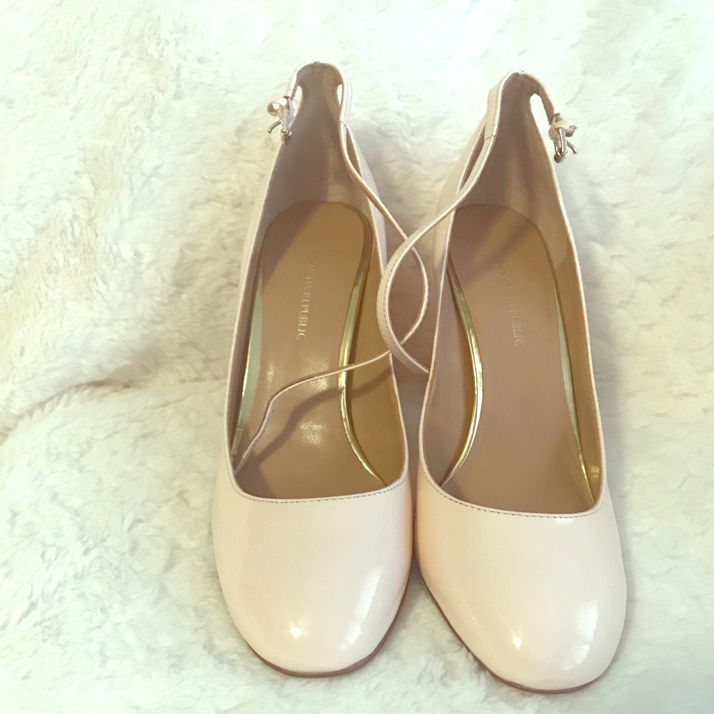 Blush Pink Classic Round Toe Heels